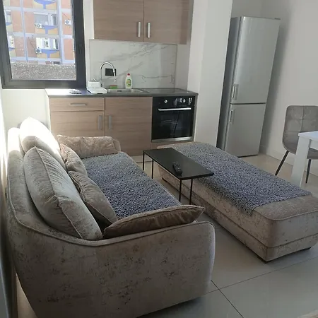 Markovic Centar * لوزنيكا