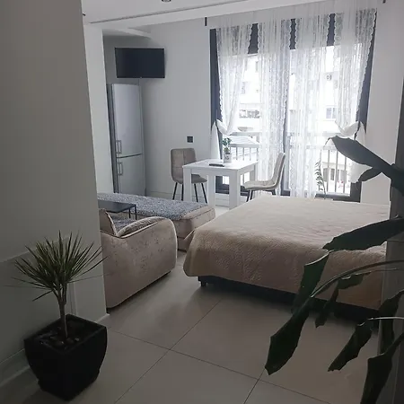 Markovic Centar شقة